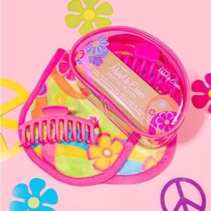 Makeup Eraser Flower Bomb Set NEW